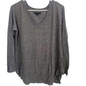 American Eagle Gray Speckle V Neck‎ Sweater Sz M